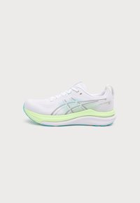 Δεν επιλέχθηκε, white/energy aqua