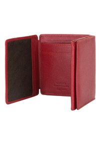 Portafoglio in pelle rossa con un esterno texturizzato, dotato di più scomparti per carte e di una foderatura interna nera a contrasto. Design compatto e ripiegabile.
