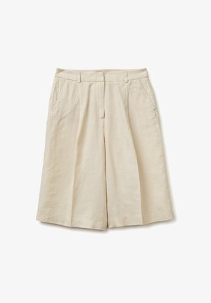 Beżowe szorty o szerokich nogawkach sięgające do kolan, z pętlami na pasek, bocznymi kieszeniami oraz zamkiem z przodu, na białym tle.