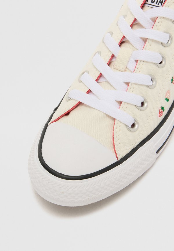 CHUCK TAYLOR ALL STAR - Trainers3