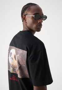 HUGO DIJACK - T-shirt med print - black