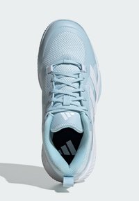 adidas Performance BOUNCE - Treenikenkä - ice blue   cloud white   cloud white