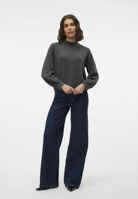 Vero Moda VMLEAF - Strikkegenser - dark grey melange