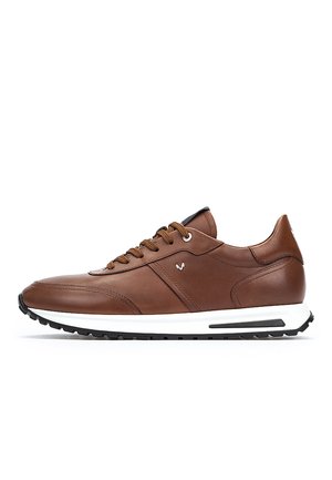 HANBURY - Trainers - marrón