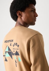 Scotch & Soda FRONT BACK ARTWORK - Sweatshirt - tannin