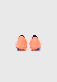 adidas Performance PREDATOR LEAGUE - Fodboldstøvler til fast underlag - signal coral/ftwr white/beam orange