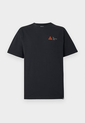 Nike ACG TEE GUIDE - Print T-shirt - black