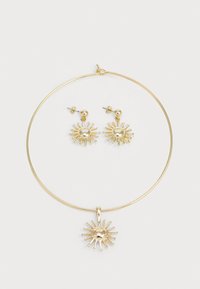 PCFILIPPA NECKLACE EARRINGS SET - Øredobber - gold-coloured