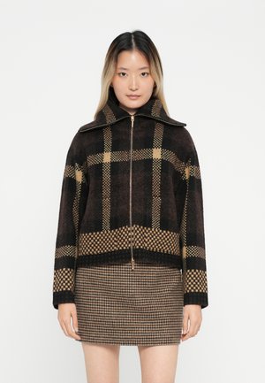 JDYPHOENIX - Gilet - chocolate torte