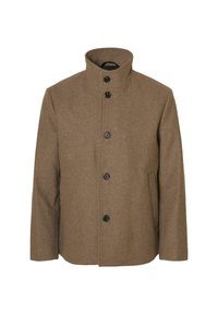 Vasaras jaka - fallen rock