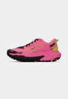 MAFATE 5 - Scarpe da trail running - neon rose/black