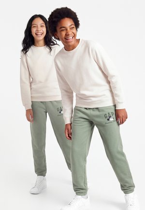 GAP, DISLOGO SPRING HERITAGE UNISEX - Παντελόνι φόρμας - green