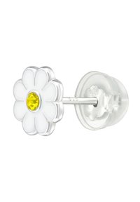 Orecchino a forma di fiore in plastica bianca con un centro in pietra preziosa gialla, attaccato a uno sfondo in plastica trasparente e un perno in metallo argentato.