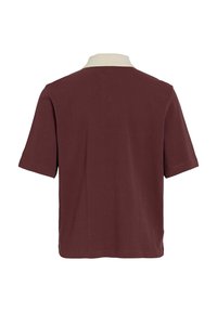 Korte mouwen polo shirt in donker bordeaux met een contrasterende crèmekleurige kraag, gemaakt van zachte katoen, met een relaxte pasvorm en zonder zichtbare patronen.