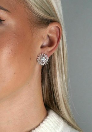 SNÖ of Sweden JUDITH - Örhänge - s clear