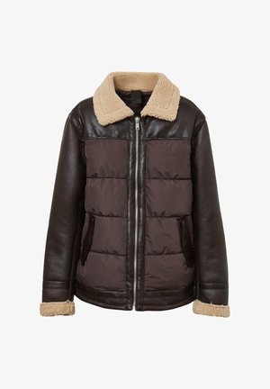 Braune Pufferjacke mit Lederakzenten und Schaffellkragen. Verfügt über einen Reißverschluss und Seitentaschen. Textiles Material mit gepolsterter Konstruktion.