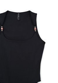 Costume da bagno nero con scollatura a gomito, decorato con perline di legno e accenti metallici sulle spalline. Tessuto liscio e elastico.