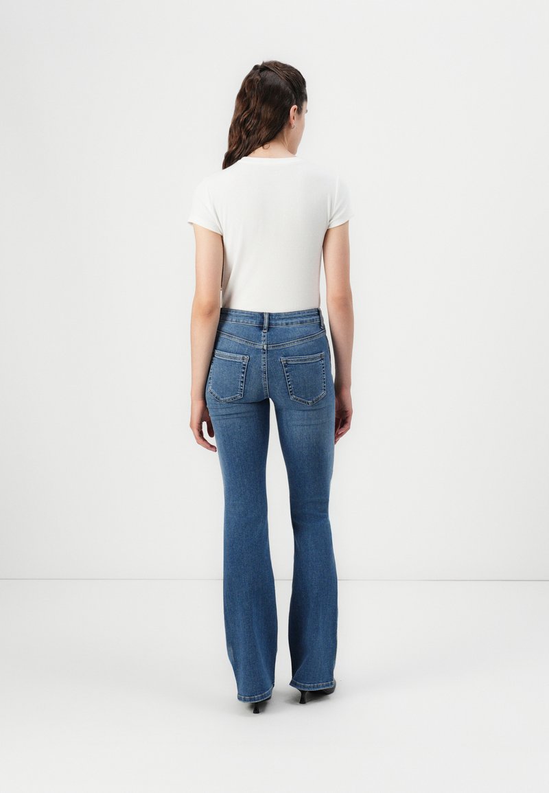 Onlblush Mw FLA Rhineston DNM Tai885Noos, blauw (medium blue denim), M / 32L