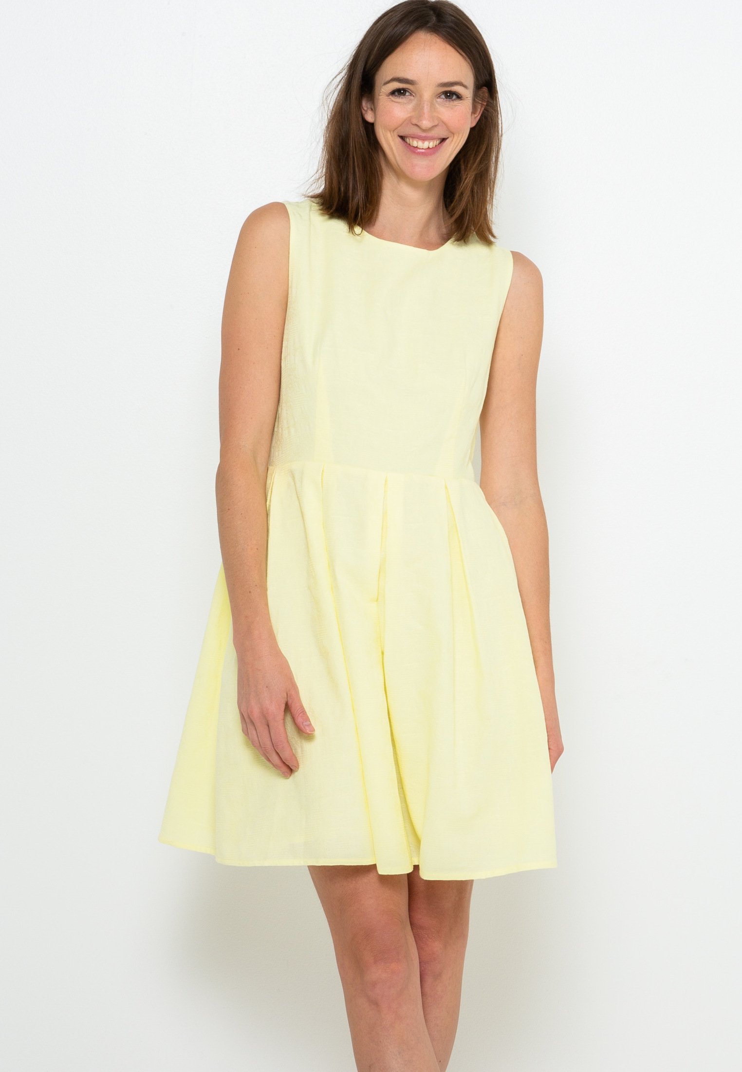 zalando robe jaune
