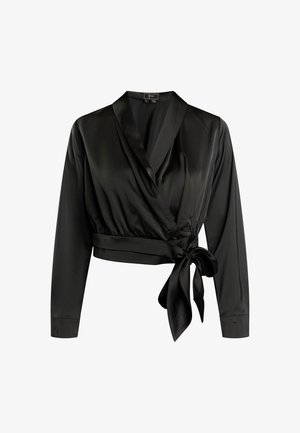 Czarna satynowa bluzka z długimi rękawami, kołnierzem szalowym i związanym paskiem w talii. Gładka tekstura z dopasowanym krojem.