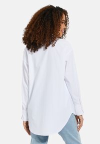 Threadbare Overhemdblouse - white