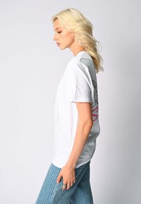 Mira Paris SORORITE VINTAGE UNISEX 2024 - T-shirt print - white