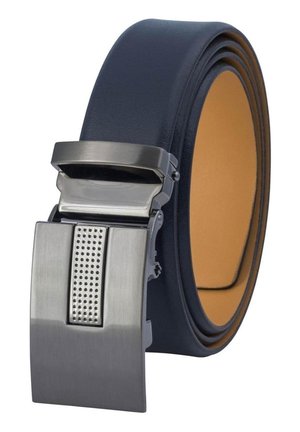 Cinturón de cuero azul marino con forro interior en tono tostado y hebilla automática metálica plateada con una franja central texturizada.