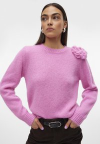 Vero Moda VMADIA ONECK FLOWER - Pulover - fuchsia pink
