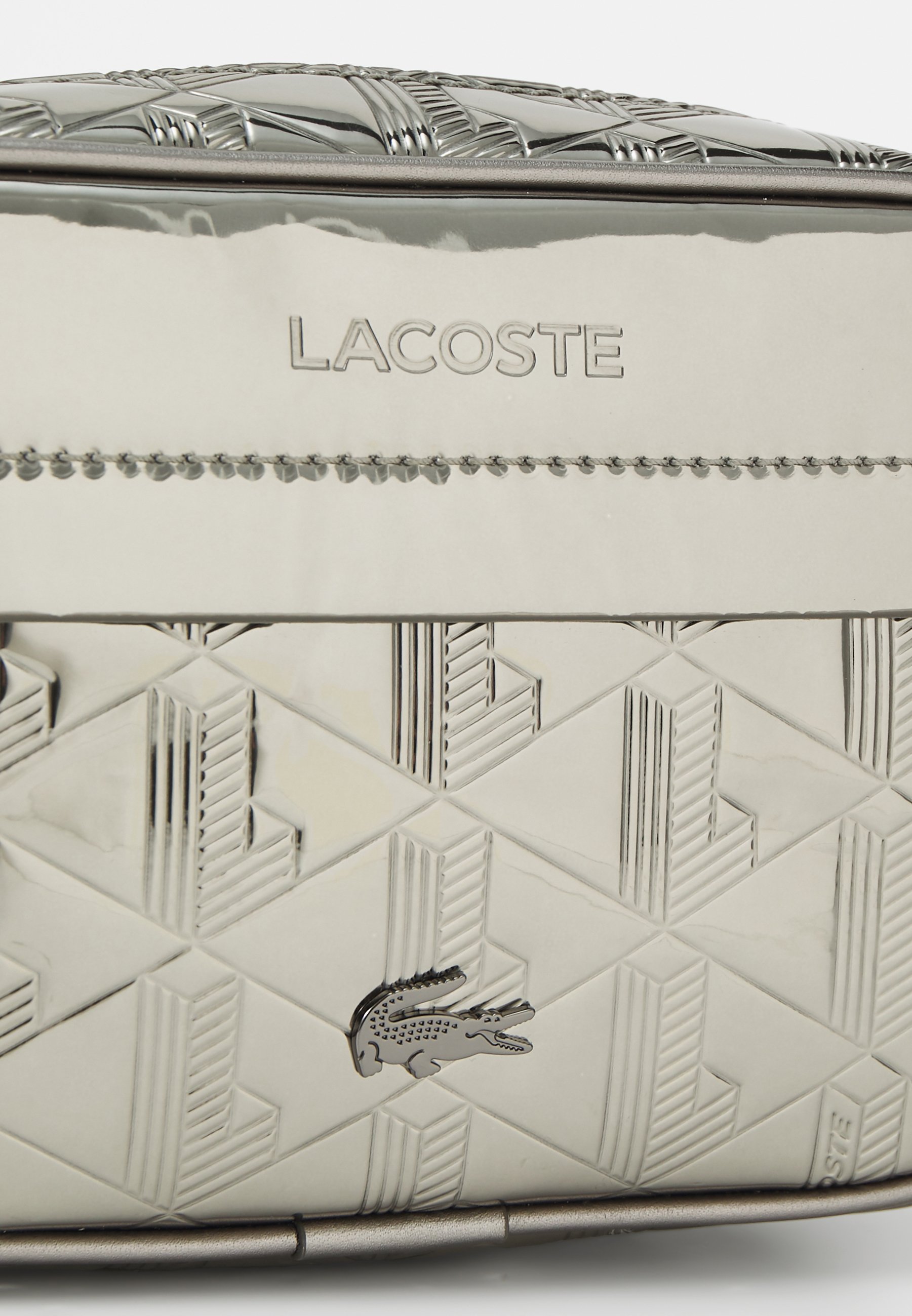 【LACOSTE】\"THE BLEND\"シーズナル クロスボディバッグ/silver Lacoste THE BLEND SEASONAL UNISEX - Cross body bag - silver