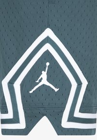 Jordan DIAMOND - Šortai - oxidized green
