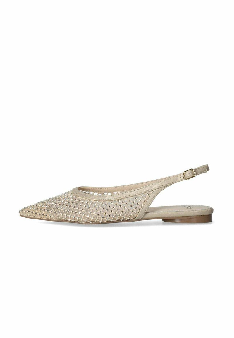Ballerine beige con punta a punta, caratterizzate da un design in rete intrecciata, una texture liscia e un tacco basso e arrotondato per il massimo comfort.