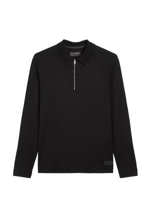 Zwarte polo met lange mouwen, gemaakt van zachte stof, met een ritssluiting bij de hals en een gestructureerd label aan de onderzijde. Klassiek kraagontwerp.