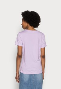 Cream NAIA - T-shirt básica - fair orchid