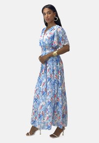 Elara Robe longue - hellblau