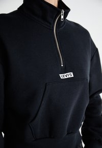 Levi's® LSEGRAPHIC SARA 1/4 ZIP - Ikdienas džemperis - black