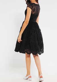 Chi Chi London Cocktailklänning - black