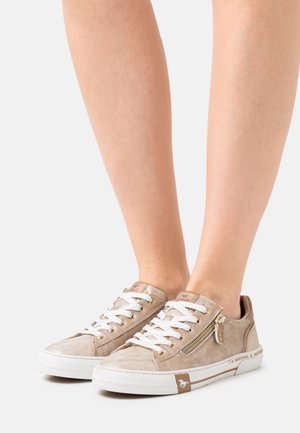 Baskets basses - champagner