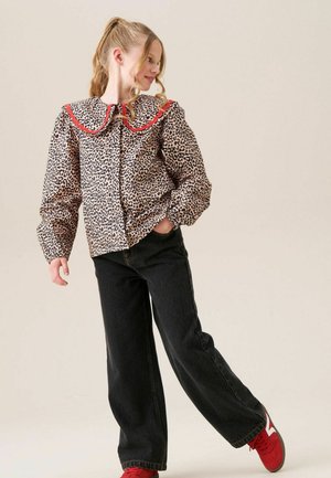 Angel & Rocket, REGULAR FIT - PIPER LEOPARD PRINT STAR APPLIQUE WIDE LEG JEANS - Sirgete säärtega teksad - black