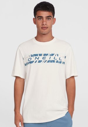 Crème-kleurig katoenen T-shirt met een blauw grafisch ontwerp met de tekst "ONEILL" over de borst. Korte mouwen en een comfortabele pasvorm.