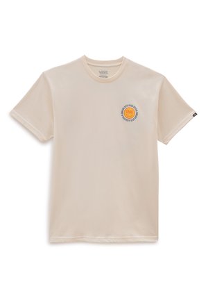 Beżowy T-shirt Vans z krótkimi rękawami i okrągłym dekoltem, z małym okrągłym logo Vans z napisem na lewej piersi.