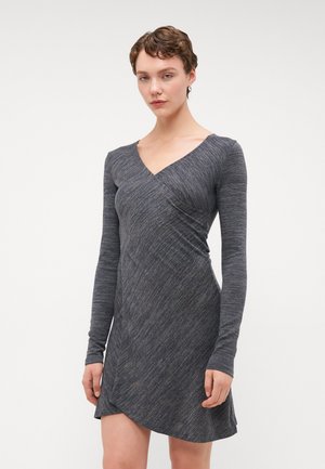 VMHELA 2 WAY WRAP DRESS - Strikket kjole - dark grey melange/black melange