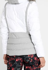 Icepeak Skidjacka - white