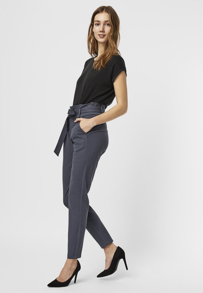 Vero Moda VMEVA PAPERBAG PANT Trousers ombre blue/blue-grey