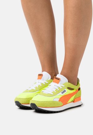 FUTURE RIDER VINTAGE - Sneakers basse - yellow alert/dragon fire