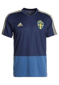 Mörkblå Adidas fotbolls tröja med ljusblå nederdel, prydd med guld ränder på ärmarna och Sveriges nationella emblem på bröstet.