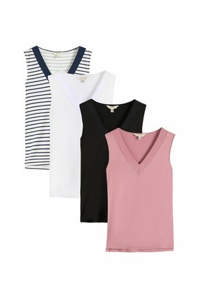 Fire ærmeløse V-hals toppe i pink, sort, hvid og navy med striber og ensfarvet navy kant, arrangeret overlappende på en hvid baggrund.