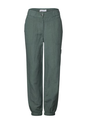 Pantaloni in lino verdi con una vestibilità rilassata, caratterizzati da una vita con coulisse, tasche laterali e polsini affusolati per un design comodo.
