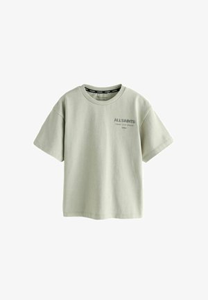 Lichtgrijs T-shirt met korte mouwen met het "ALLSAINTS"-logo en Japanse tekst op de linkerborst, ronde hals en zwart binnenlabel in de kraag.