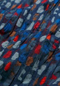 LARISSA - Blusa - multi dye strokes dark lugger