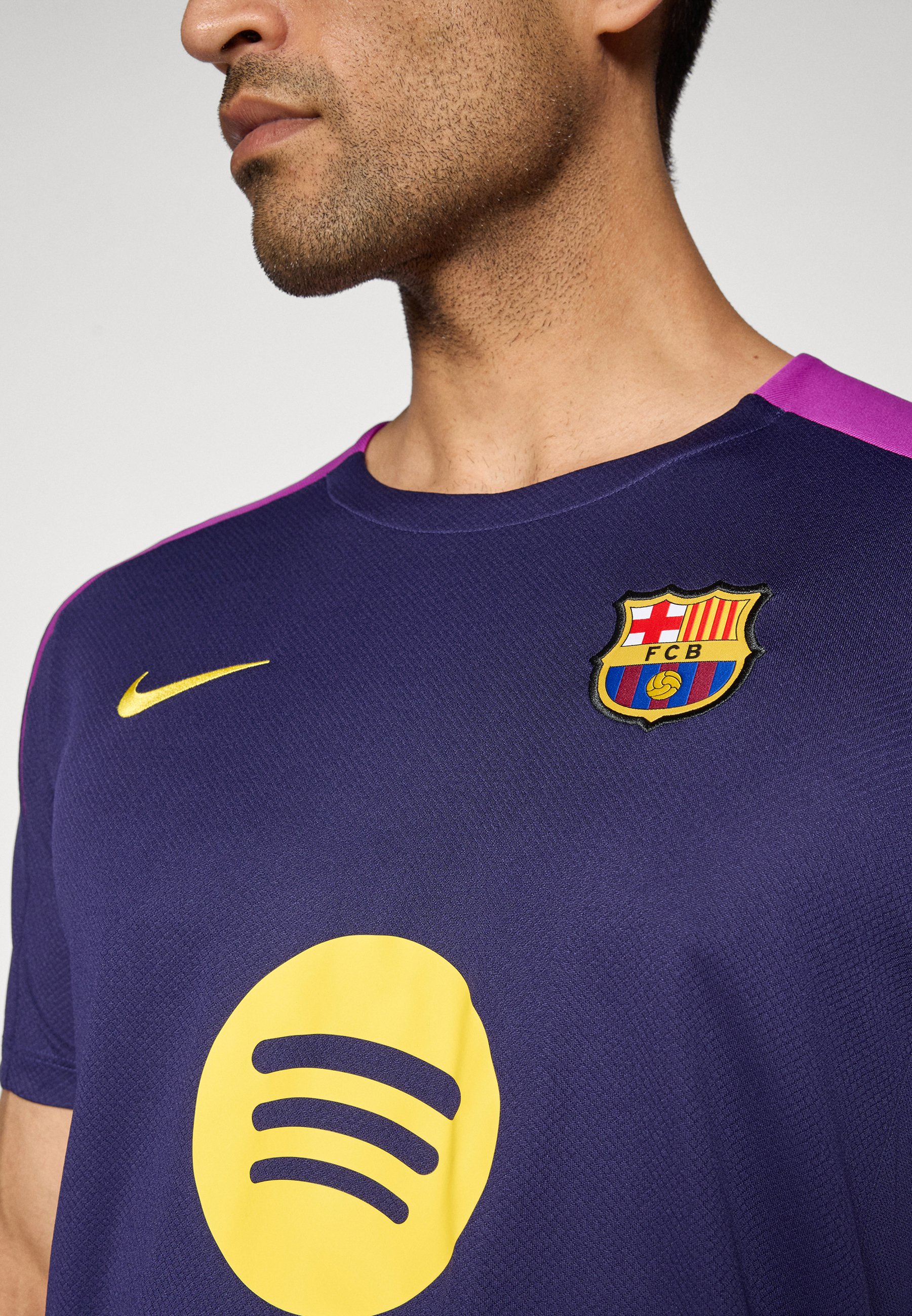 Nike FC Barcelona ピステ MEN'S M ネイビー Nike FC Barcelona ピステ MEN'S M ネイビー FC Barcelona